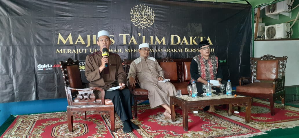 Taklim Bulanan Radio Dakta bersama Ustadz Slamet Ma arif dan Abdullah Al Katiri