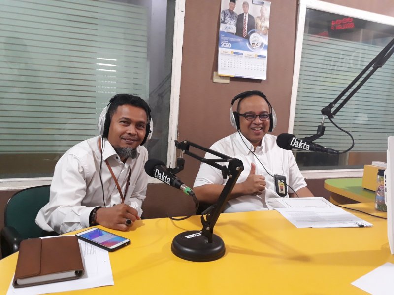 Talkshow bersama Kanwil DJP Jabar II di Radio Dakta