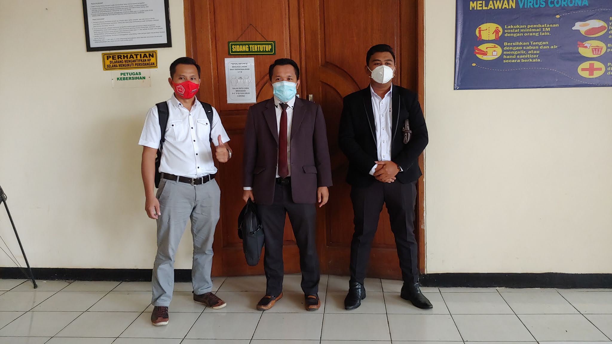 Tim kuasa hukum Wasimin dari Slamet Khoeron Partner s di PN Bekasi