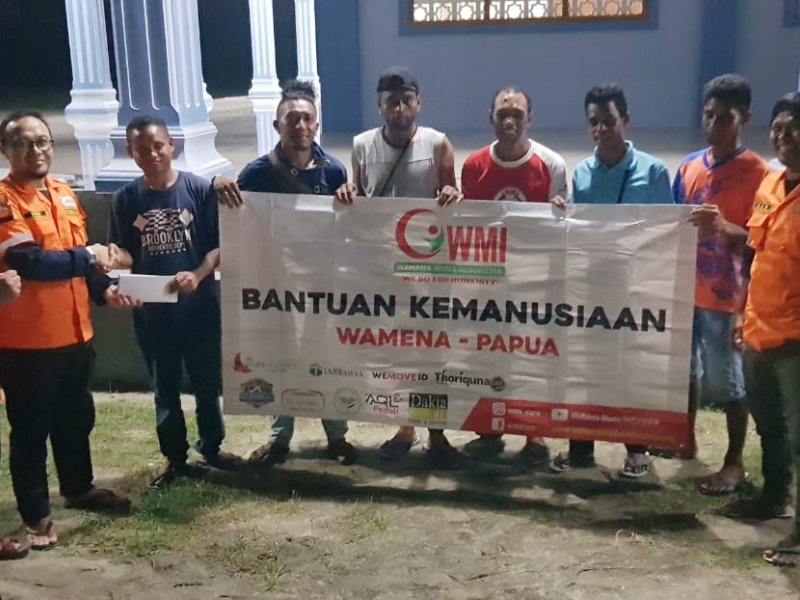 WMI membantu para penyintas asal NTT yang menjadi korban kerusuhan Wamena