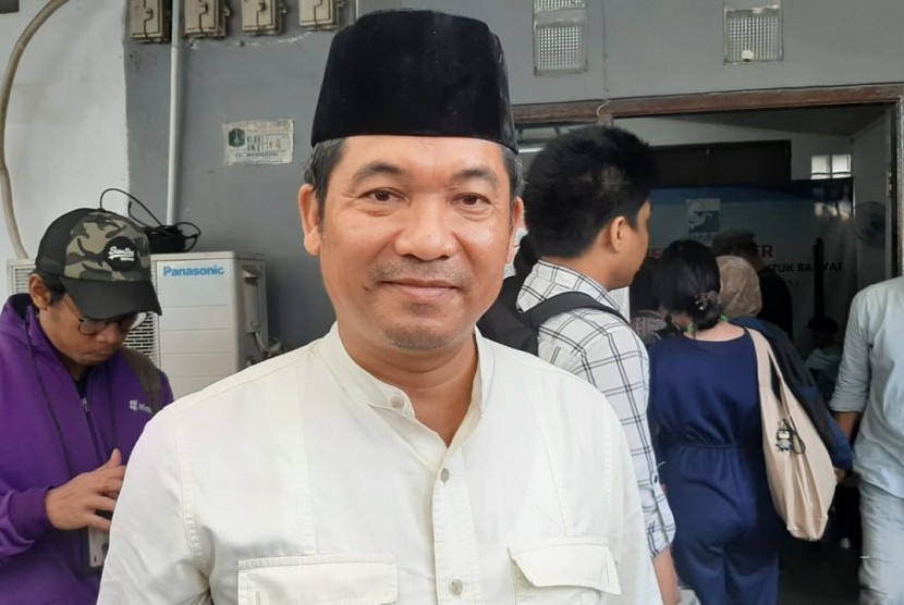 direktur lingkar madani indonesia ray rangkuti