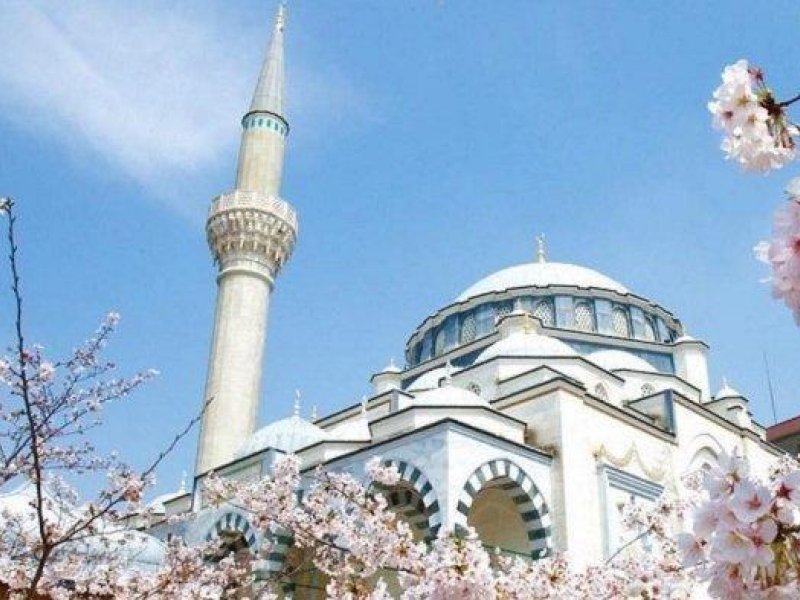 Keindahan Masjid Tokyo Camii di Jepang [Foto : Instagram @tokyocamii]