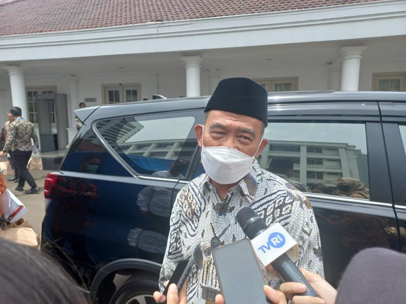 menteri koordinator bidang pembangunan manusia dan kebudayaan pmk muhadjir