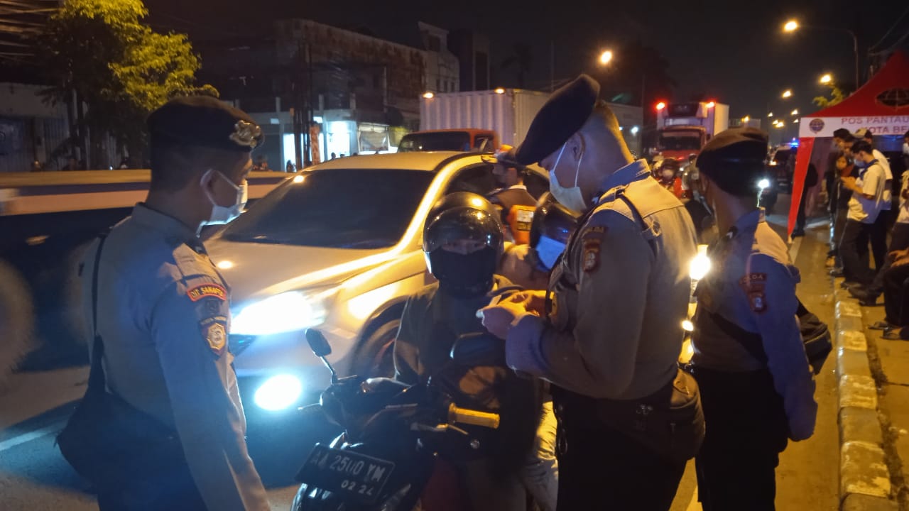 pos penyekatan pemudik di Bekasi Timur Kota Bekasi