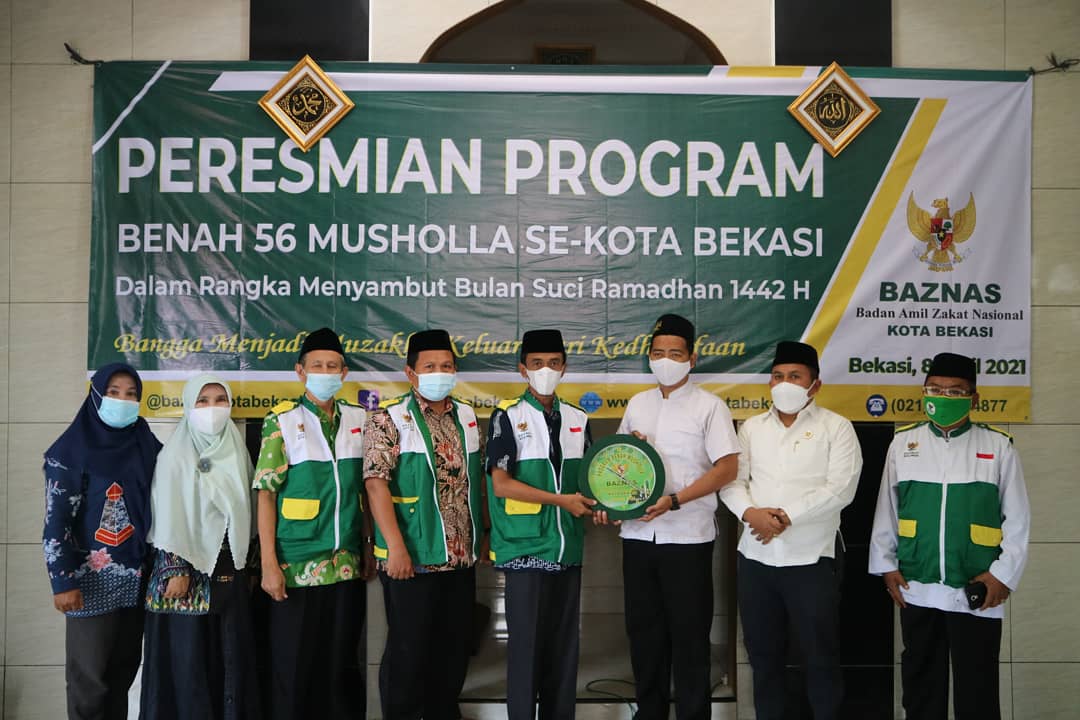 program benah mushala Baznas Kota Bekasi di Mushala Al Ihsan