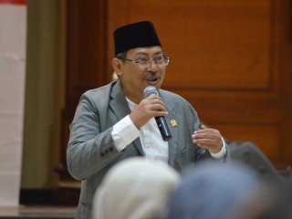 PKS Minta Presiden Tunda Pengadaan Mobil Listrik Untuk Pejabat