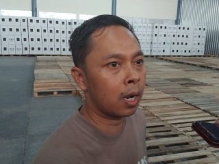 Logistik Pilkada Sudah Sampai Gudang KPU Kota Bekasi